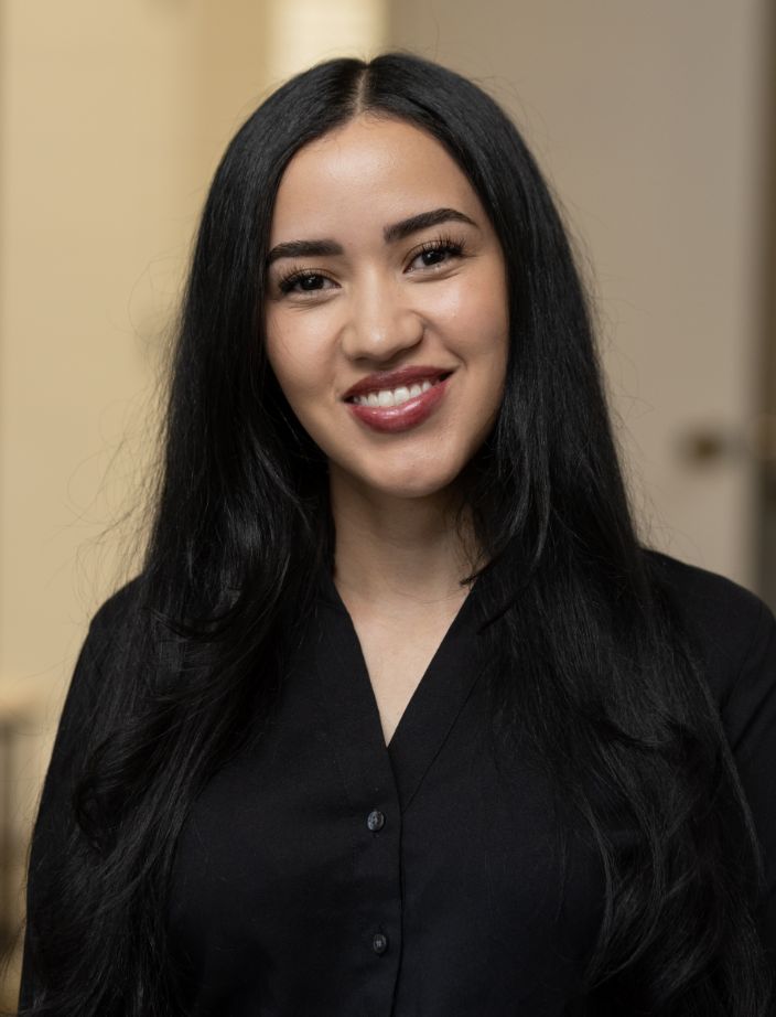 Esperanza Headshot